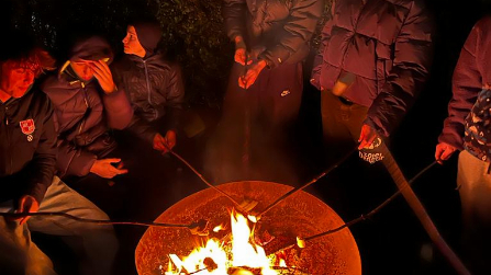 Beim Grillen im Kolpinggarten